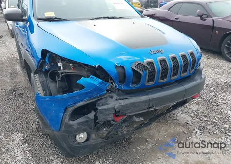 2017 Jeep Cherokee Trailhawk 4X4 из США, поврежденный, VIN 1C4PJMBS4HW601955